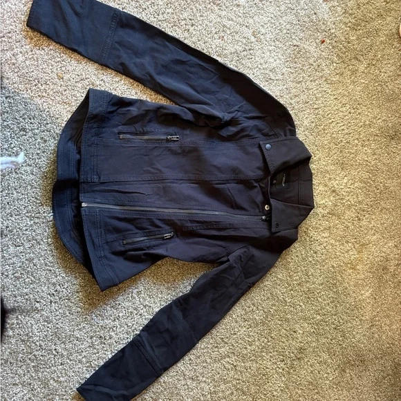 Like new😎Liverpool Women's Black Leather Jacket - Picture 2 of 6